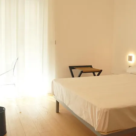 Victor 4*