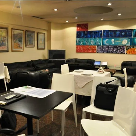 Hotel Victor Bari