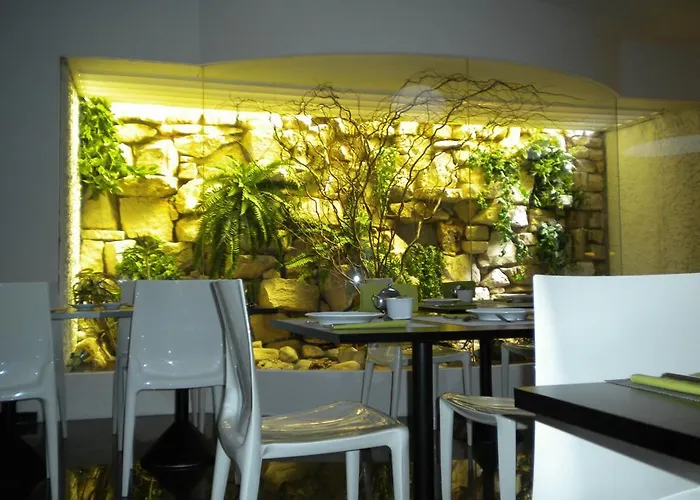 Готель Victor 4*