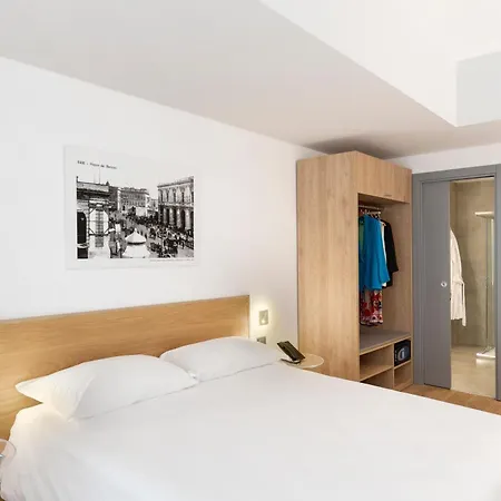 Victor Hotell 4*